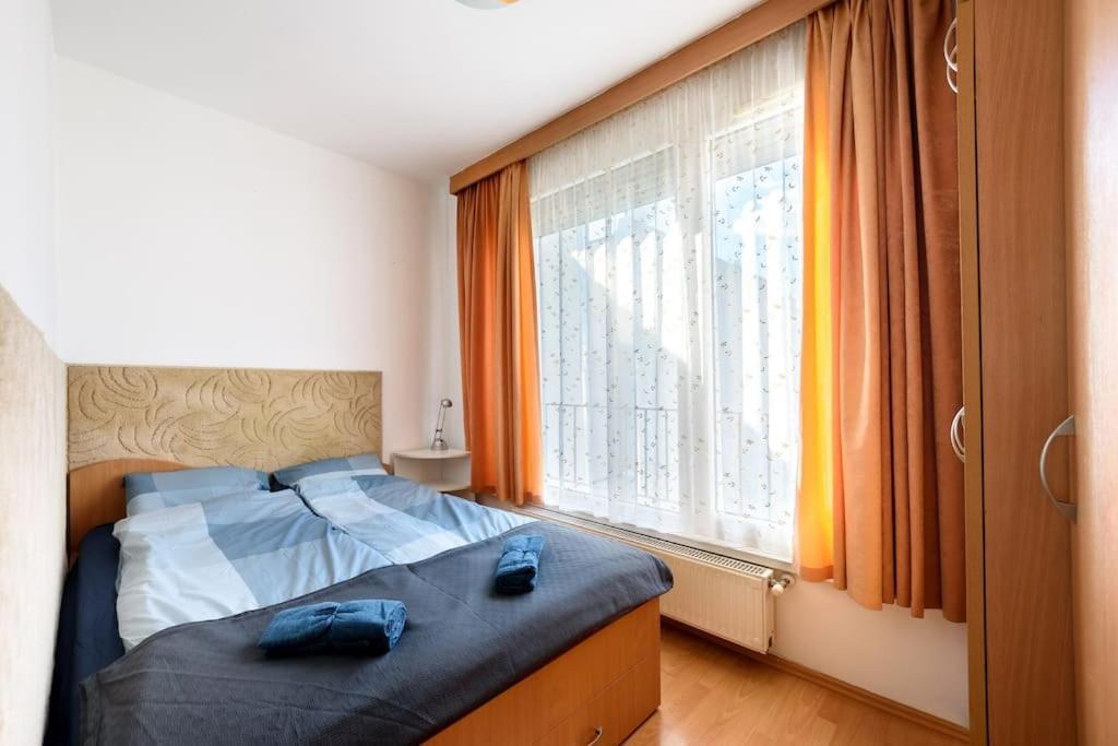 Lovely Apartment In City Centre For 4 Guests 布达佩斯 外观 照片